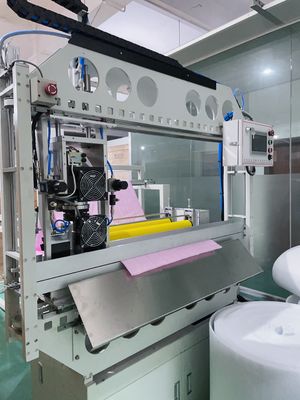 10-12RS/Min Servo Motor Feeding Ultrasonic Medium Efficiency Bag Welding Bottom Slicing Machine