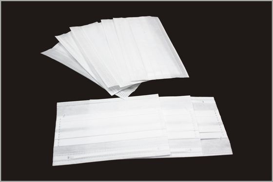 0.6-0.7MPa Mask Fusing Machine Only One Operator To Place Mask Body Piece By Piece On Mask Fixture