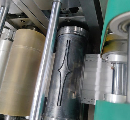 Full-automatic duckbill one-drag one-mask machine.120 Pcs/min.