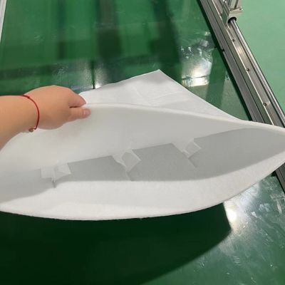 Machine With High Stability And Capable Of Customizing Primary Trapezoidal Bags Of Various Sizes